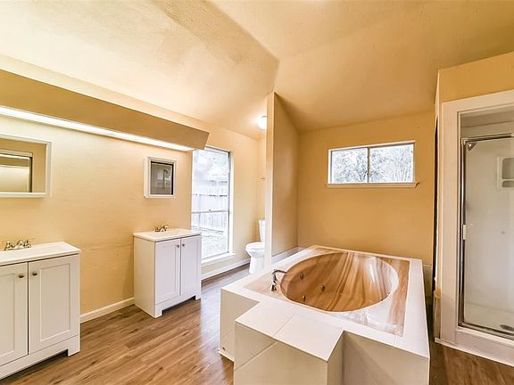 4th image of 12914 Skymeadow Dr