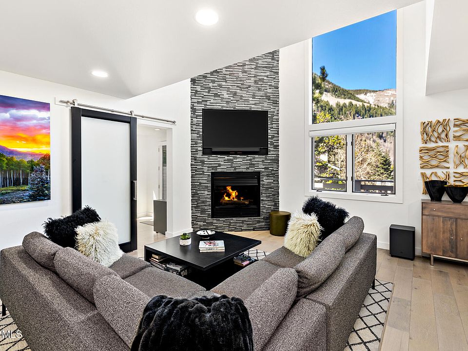 1st image of 4515 Bighorn Rd Unit F