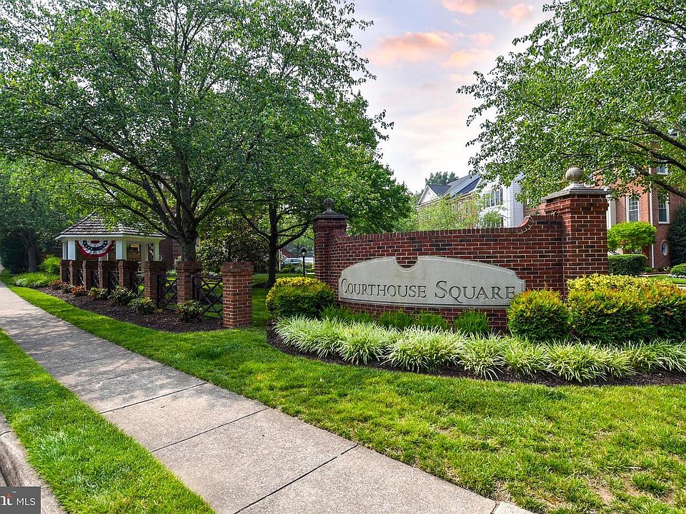 1st image of 10431 Breckinridge Ln