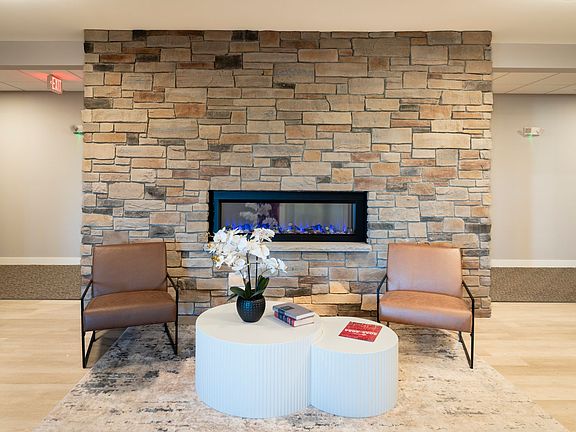 5th image of 143 N Wildwood St #221