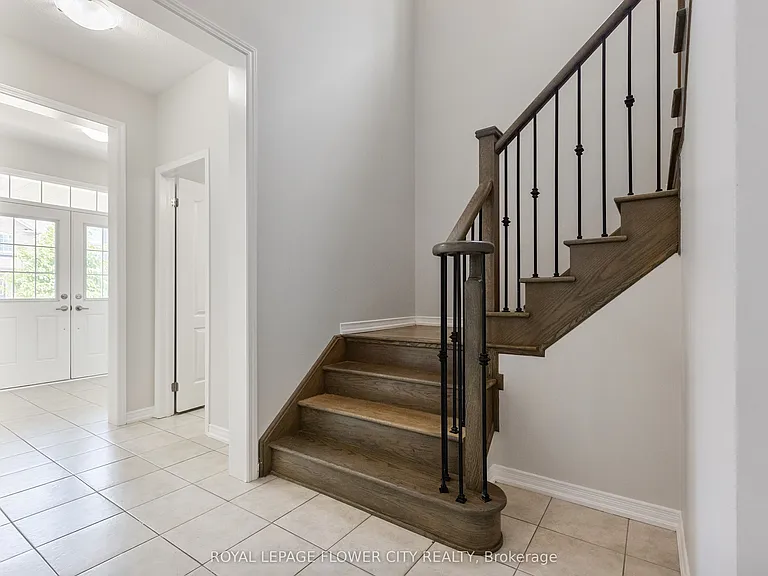 25 Munro Cir — Photo 23