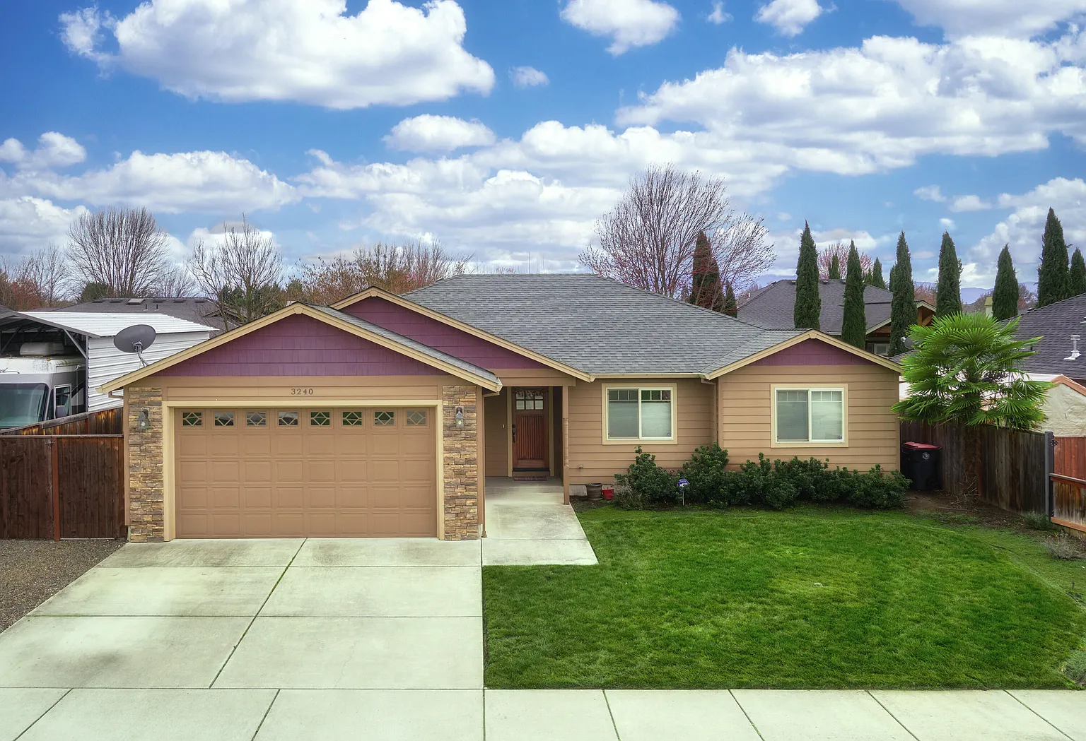 3240 Dearborn Ln photo 1