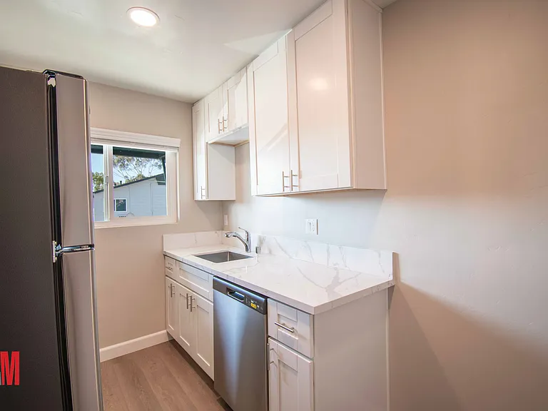 5101 Towle Ct — Photo 9