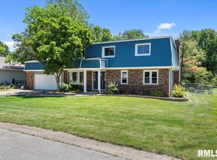 57 Meander Pike, Chatham, IL 62629