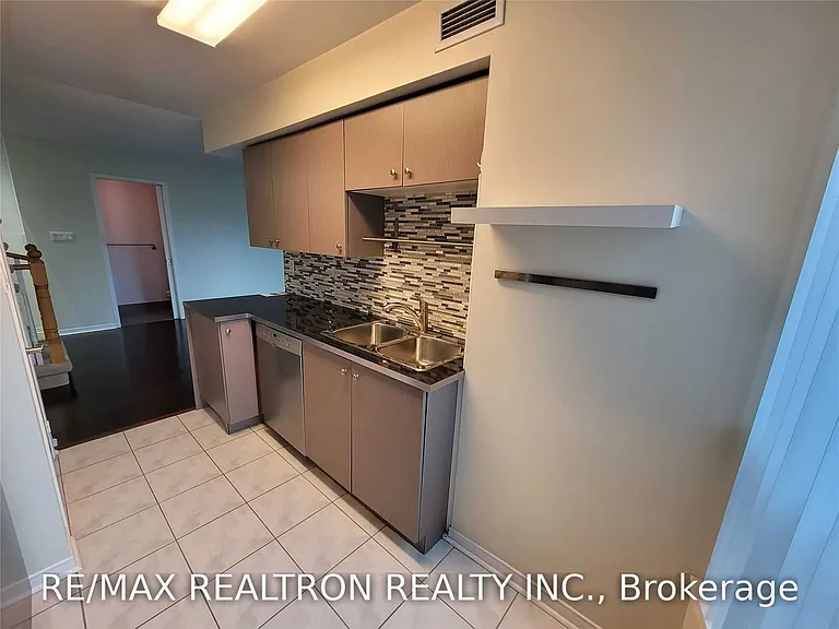 233 Beecroft Rd #1703 — Photo 14