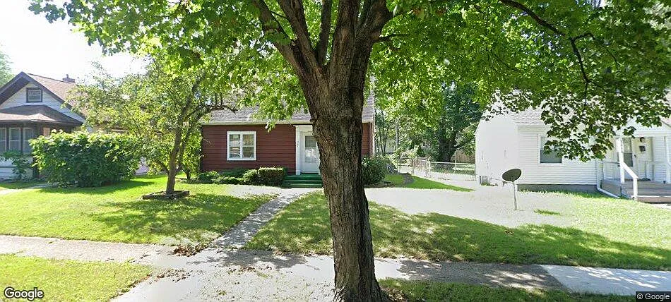 3012 Lawndale Ave photo 1