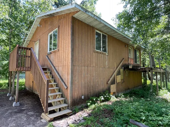 951 Swede Lake Trl SW, Backus, MN 56435