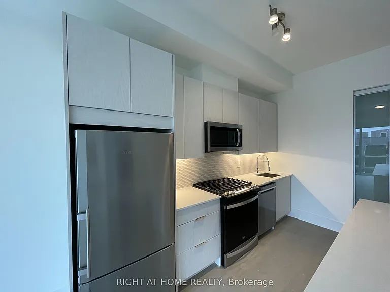 495 Logan Ave #412 — Photo 19