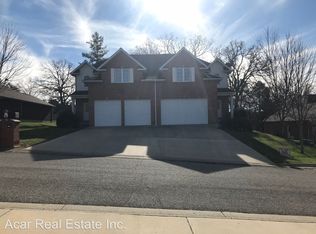 11940 Village Cir, Rolla, MO 65401