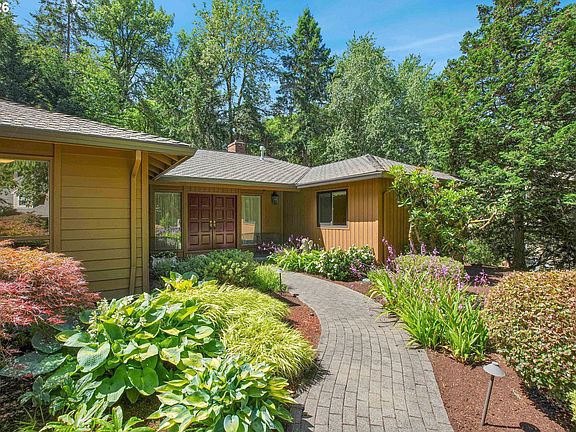2nd image of 21 Westminster Dr