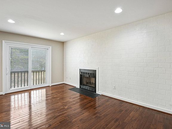 5th image of 3023 Steven Martin Dr