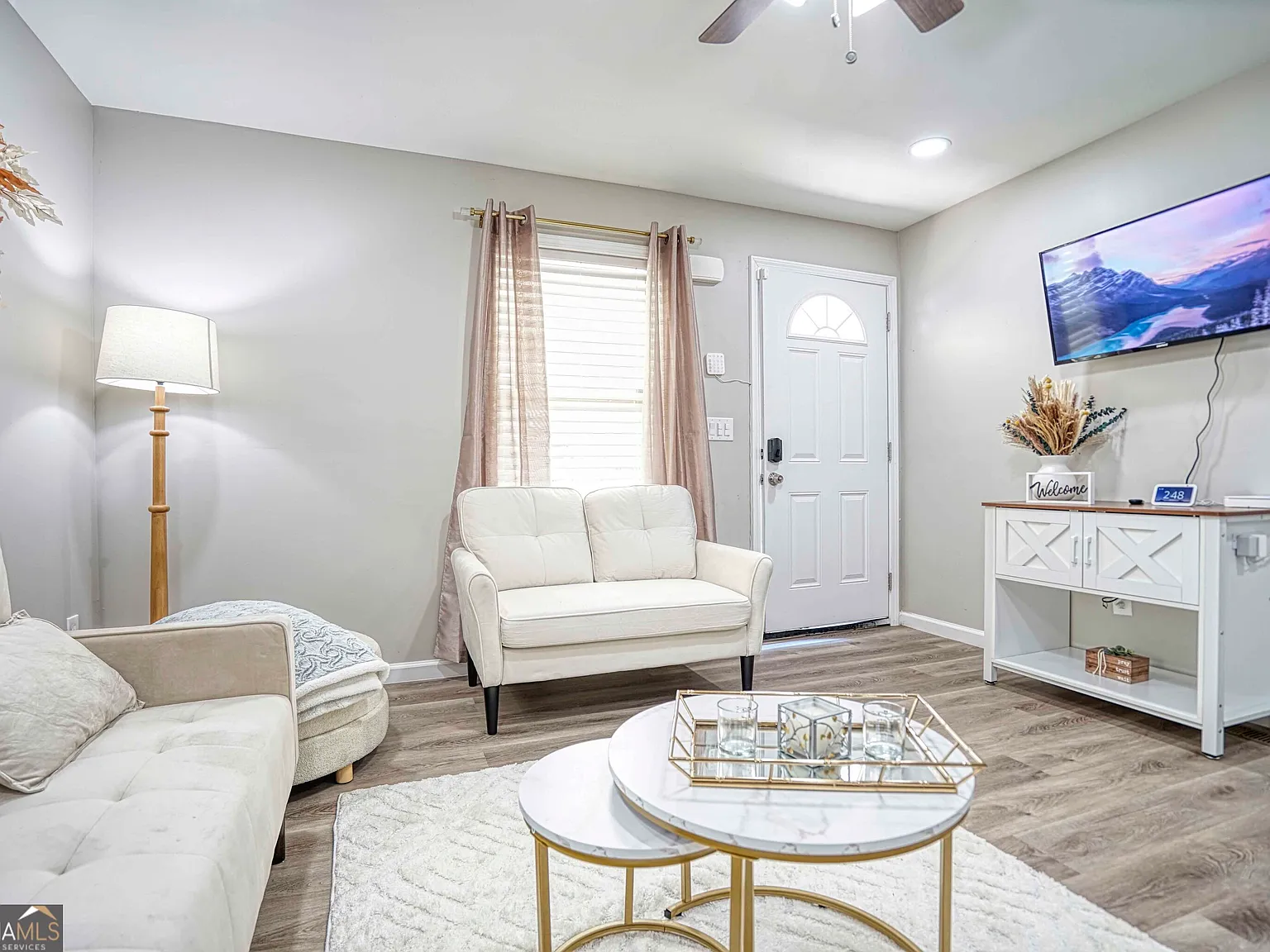 3 bed, 2.0 bath, 1250 sqft, $3,000 — Photo 3