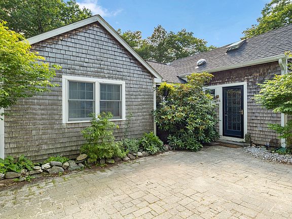 3rd image of 86 Underwood Road