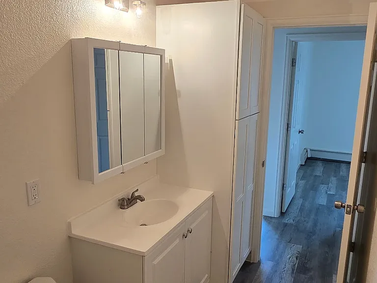 3289 1/2 Lombardy Ln #C — Photo 2