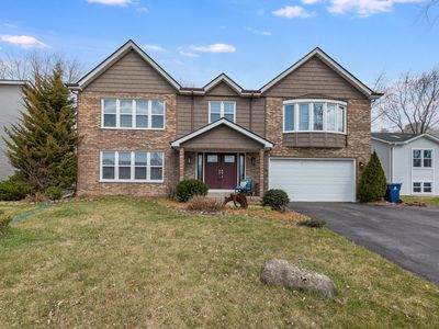 2084 Maplewood Cir, Naperville, IL, 60563