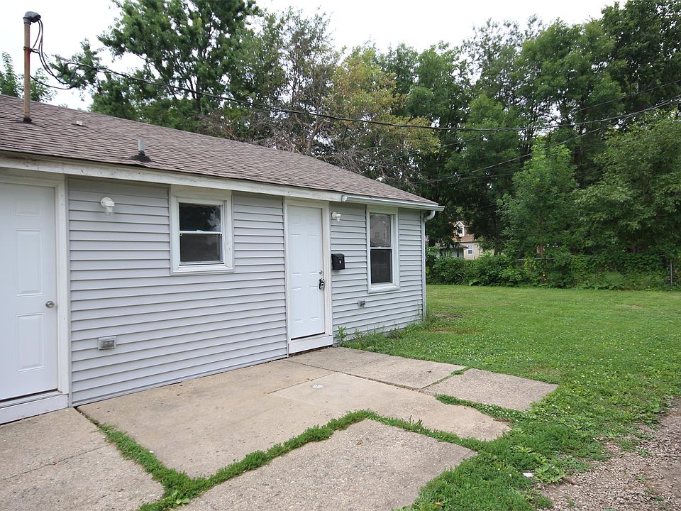 2nd image of 1008 N 5th St #2