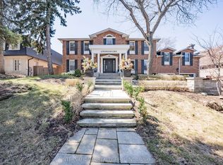 6 Penwood Cres, Toronto, ON M3B 2B9