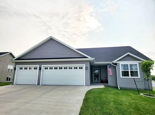 391 Leona Way, Oakfield, WI 53065