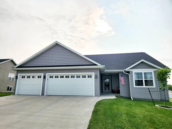 391 Leona Way, Oakfield, WI 53065