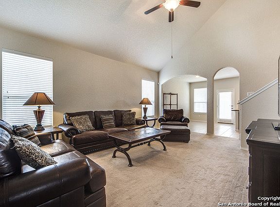2nd image of 360 Buckboard Ln