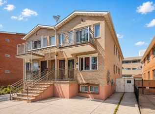 4215 161st St, Flushing, NY 11358