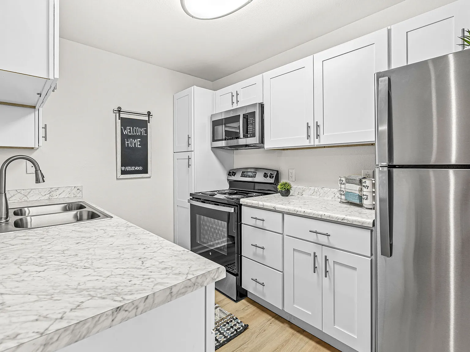 Arborwood Apartments — Photo 1