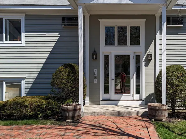 15 Taylor St #6, Augusta, ME 04330