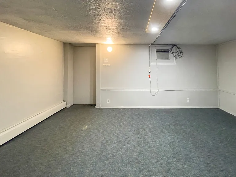 210 S Nichols Ave — Photo 25