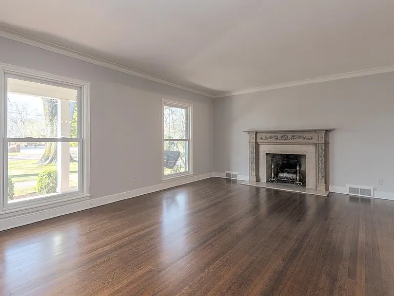 500 Colonial Rd — Photo 6