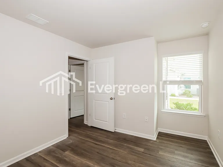 2257 Courtina Way — Photo 12