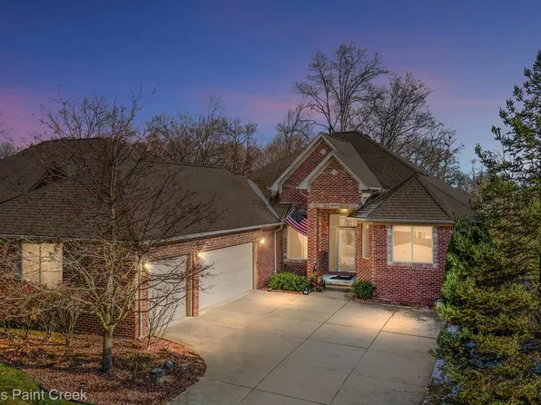 59068 Glacier Club Dr, Washington, MI 48094