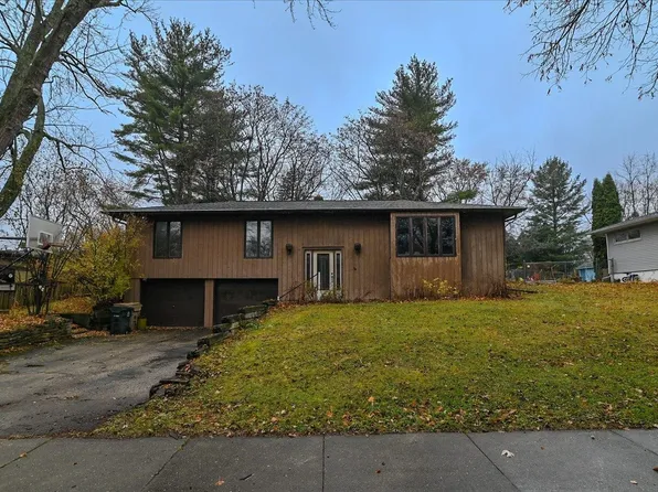 1910 Lewon Dr, Madison, WI 53711