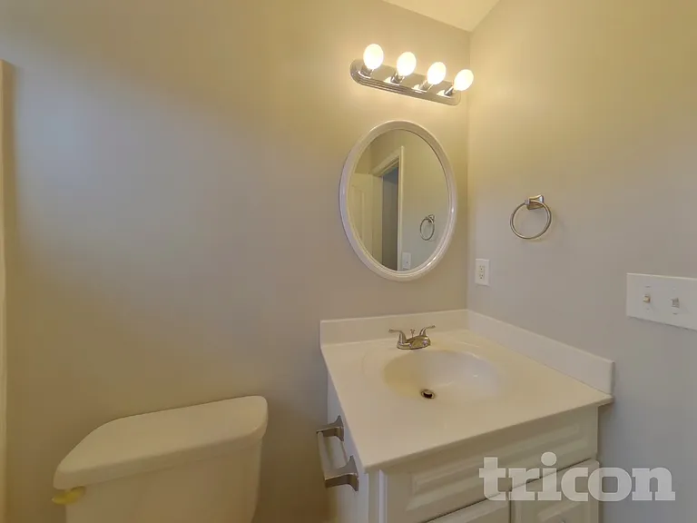 12724 Deaton Hill Dr — Photo 13