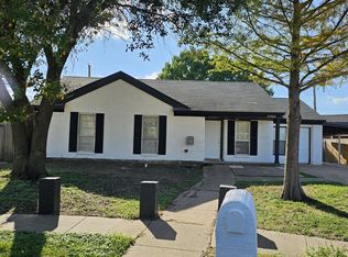 4904 Beacon Ct, Arlington, TX 76017