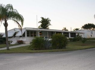 7131 SE Bluebird Cir, Hobe Sound, FL 33455