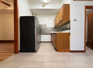 1041 Spring Garden St #2F, Philadelphia, PA 19123