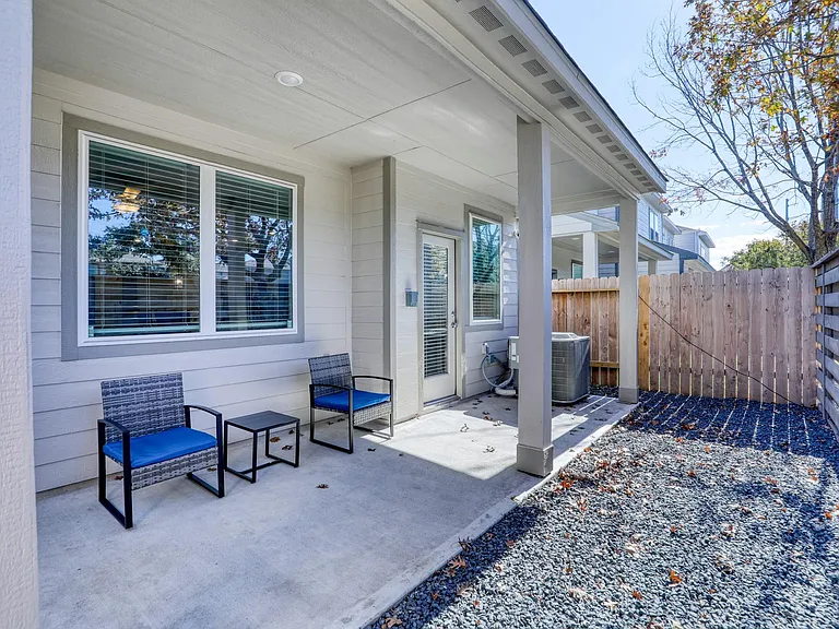 3110 Moontide Ln — Photo 5