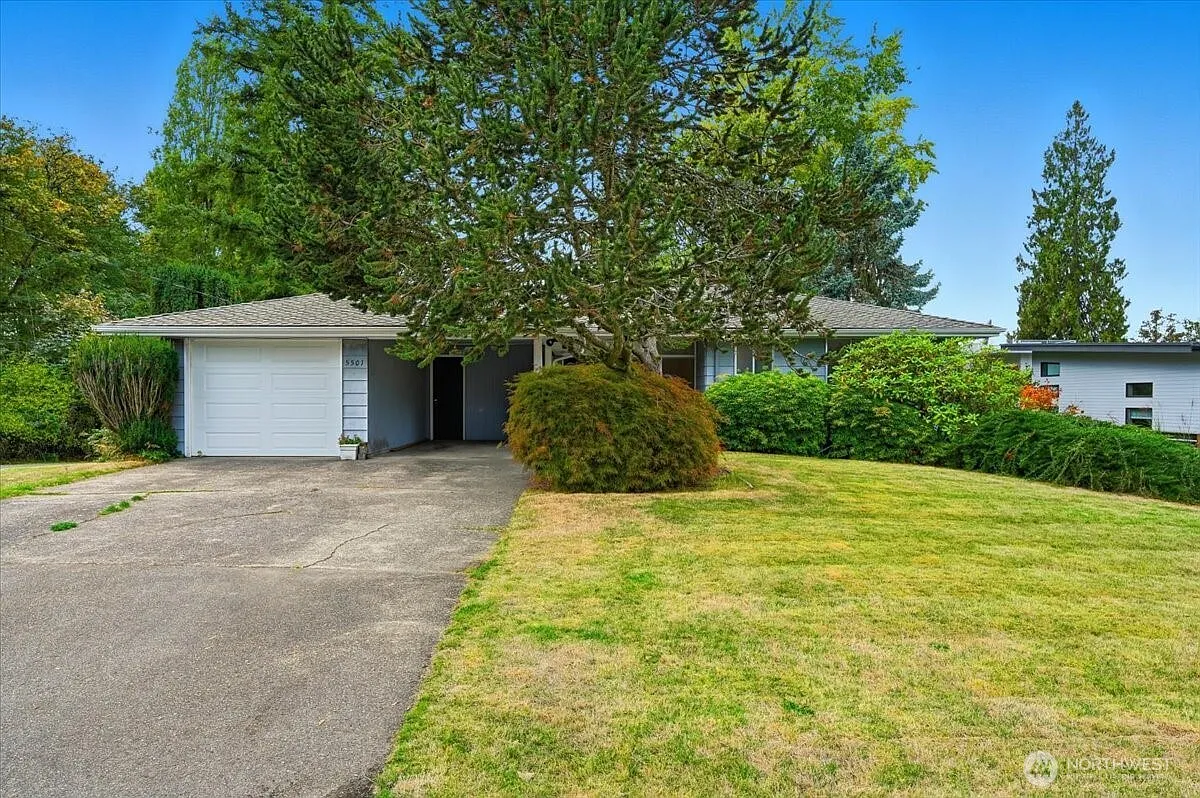 5501 106th Avenue NE photo 1