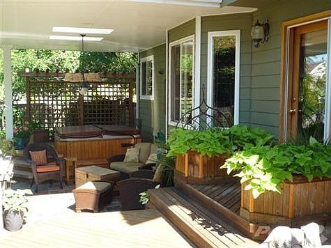 Outdoor Living