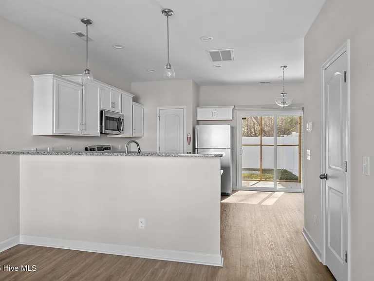 16 Catalina Cir #16 — Photo 11