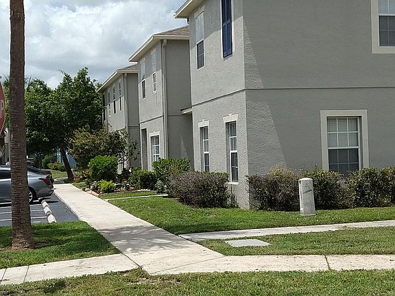 3rd image of 13115 Kings Crossing Dr