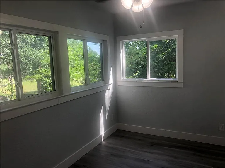10310 Gail Rd #B — Photo 6