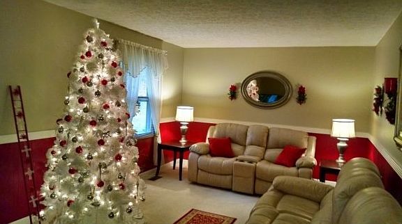 5th image of 319 Wonderland Dr