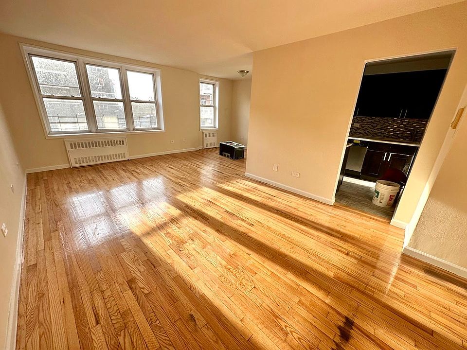 1st image of 3324 Parsons Blvd APT 2