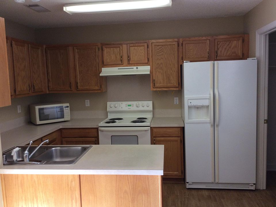 2nd image of 6400 Pinnacle Valley Rd