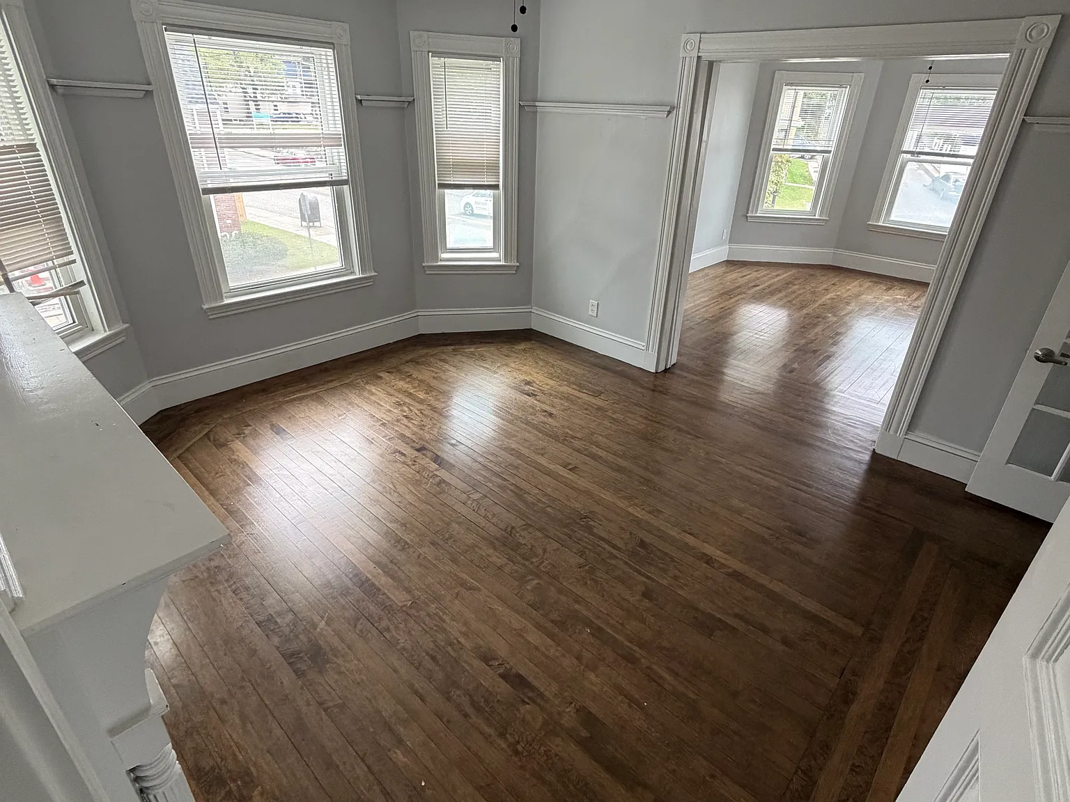 2 bed, 1200 sqft, $2,600 — Photo 3
