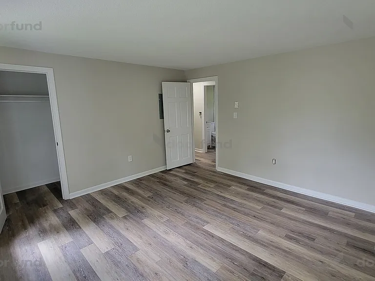 140 Columbus St — Photo 5