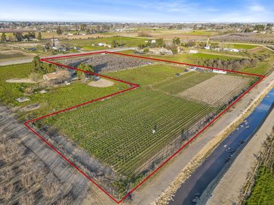 0 Na, Fresno, CA, 93706