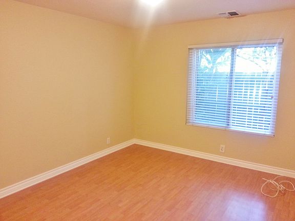 3rd image of 20515 S Vermont Ave Unit 3