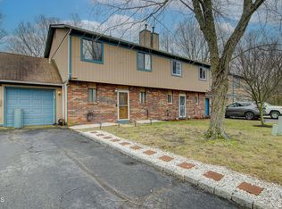 6 Swallow Ln #1000, Howell, NJ 07731